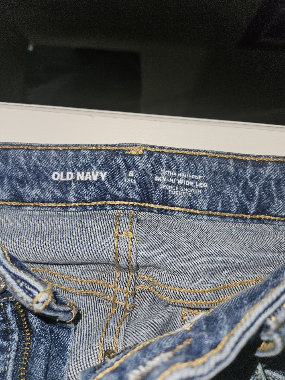 Old Navy Women’s Sky-Hi Bootcut Jeans – Light Blue Denim